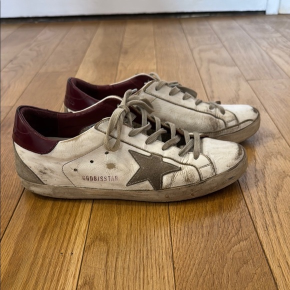 Golden Goose Cream and Burgundy Star Sneakers - Picture 1 of 12